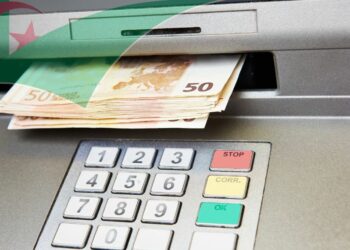 Argent liquide : Combien peut-on retirer en France et ramener en Algérie ?