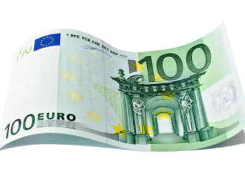 100 euros en dinar algérien sur le marché noir des devises