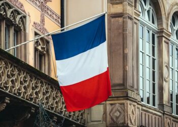 Un sans-papiers peut-il devenir auto-entrepreneur en France ?