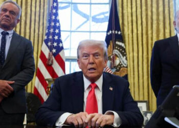 Trump remplace la carte verte : 5 millions pour une carte dorée aux États-Unis