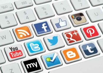 L'Algérie veut sévir contre les insultes sur les réseaux sociaux