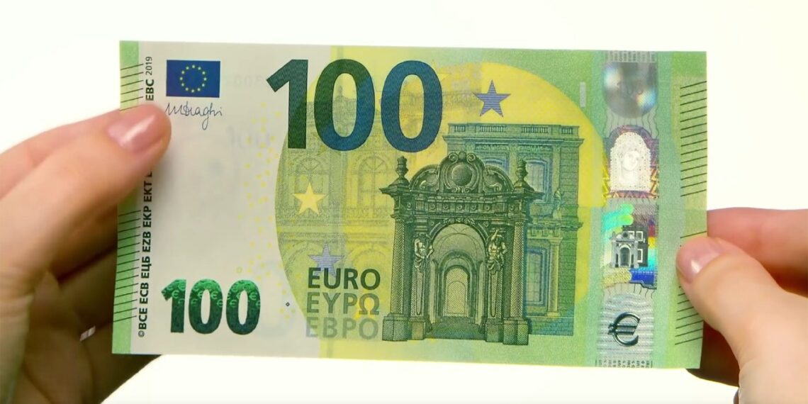 Le prix de 100 euros en dinar algérien à la veille de l'Aid el-Fitr