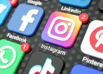 Comment l’Algérie veut lutter contre les dangers des réseaux sociaux