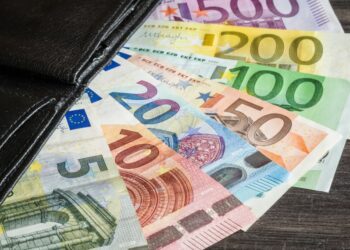 Voici le prix exact de 100 euros en dinar algérien