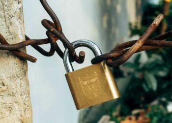 Comment un squatteur peut-il devenir propriétaire de votre maison ?