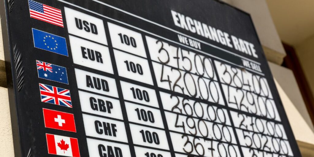 Évolution des taux des principales devises convertibles sur le marché informel
