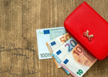 Faut-il déclarer les achats de plus de 1000 euros aux impôts en France ?