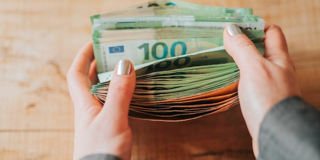 La saisie de plus de 100 000 faux billets en euros crée la panique