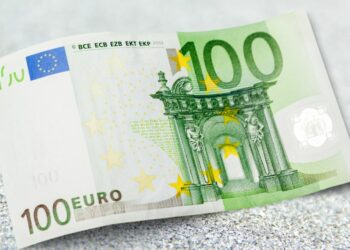 Le vrai prix de 1000 euros au square d’Alger