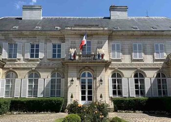 Titre de séjour en France : Une Algérienne fait valoir l'accord de 1968