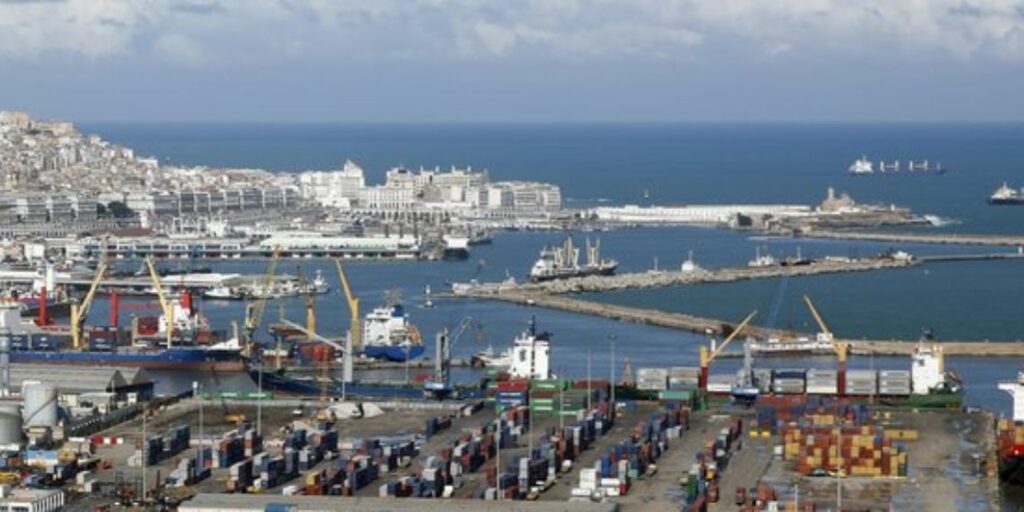 Expansion stratégique et adaptation au marché algérien