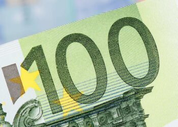 Square Port-Saïd : voici le prix de 100 euros en DZD