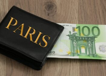 Voici le prix de 100 euros en DZD à Paris ce 8 juin 2025