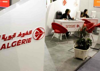 Les vols vers l'Algérie suscitent la polémique en France
