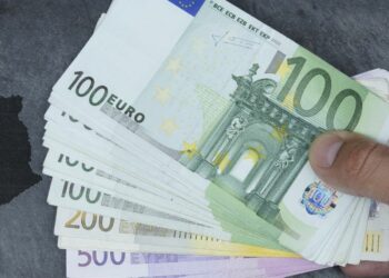 Quel est le prix de 1000 euros en Dzd au square d’Alger