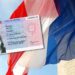 Les titres de séjour et la nationalité française seront plus chers en 2026